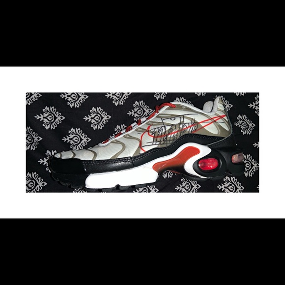 Nike Air Max - Picture 2 of 3